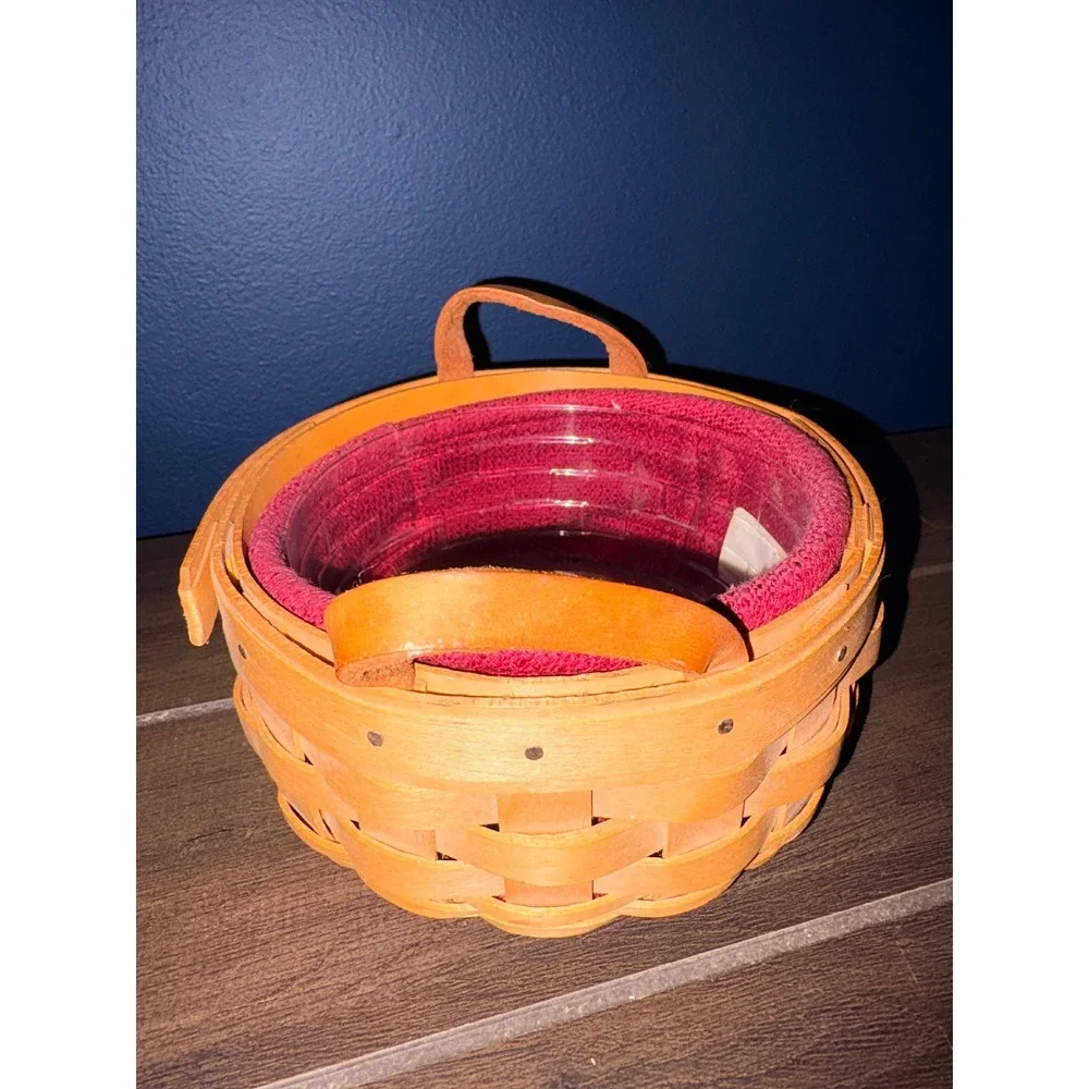 Longaberger 2002 Round Handwoven Basket with Plastic Protector Red Liner Leather